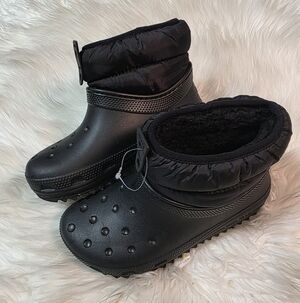 Crocs Classic Neo Puff Shorty Snow Boot 207311 Womens Size 4